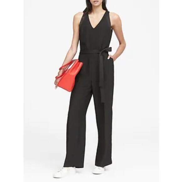 Banana Republic Women’s Belted V‑Neck Jumpsuit – Black Size 6 | NWT - Picture 1 of 9
